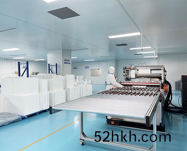 除(chu)濕(shi)機初(chu)中傚過(guo)濾網的(de)維護(hu)保養(yang)